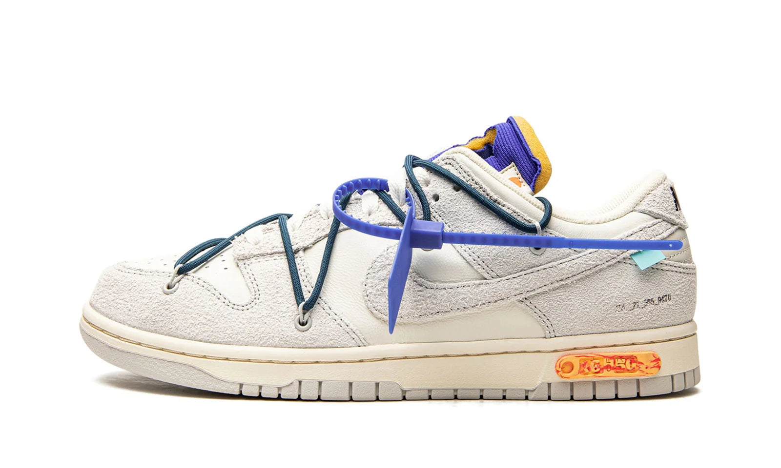 Nike SB Dunk Low Off-White - Lot 16